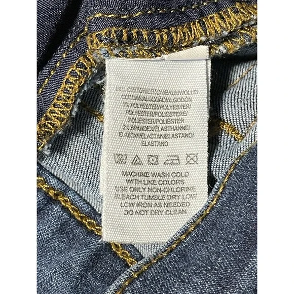 Free People Women's Jeans Size 27. Medium Wash, Destroyed Knees. Medium Wash‎ - Picture 5 of 8